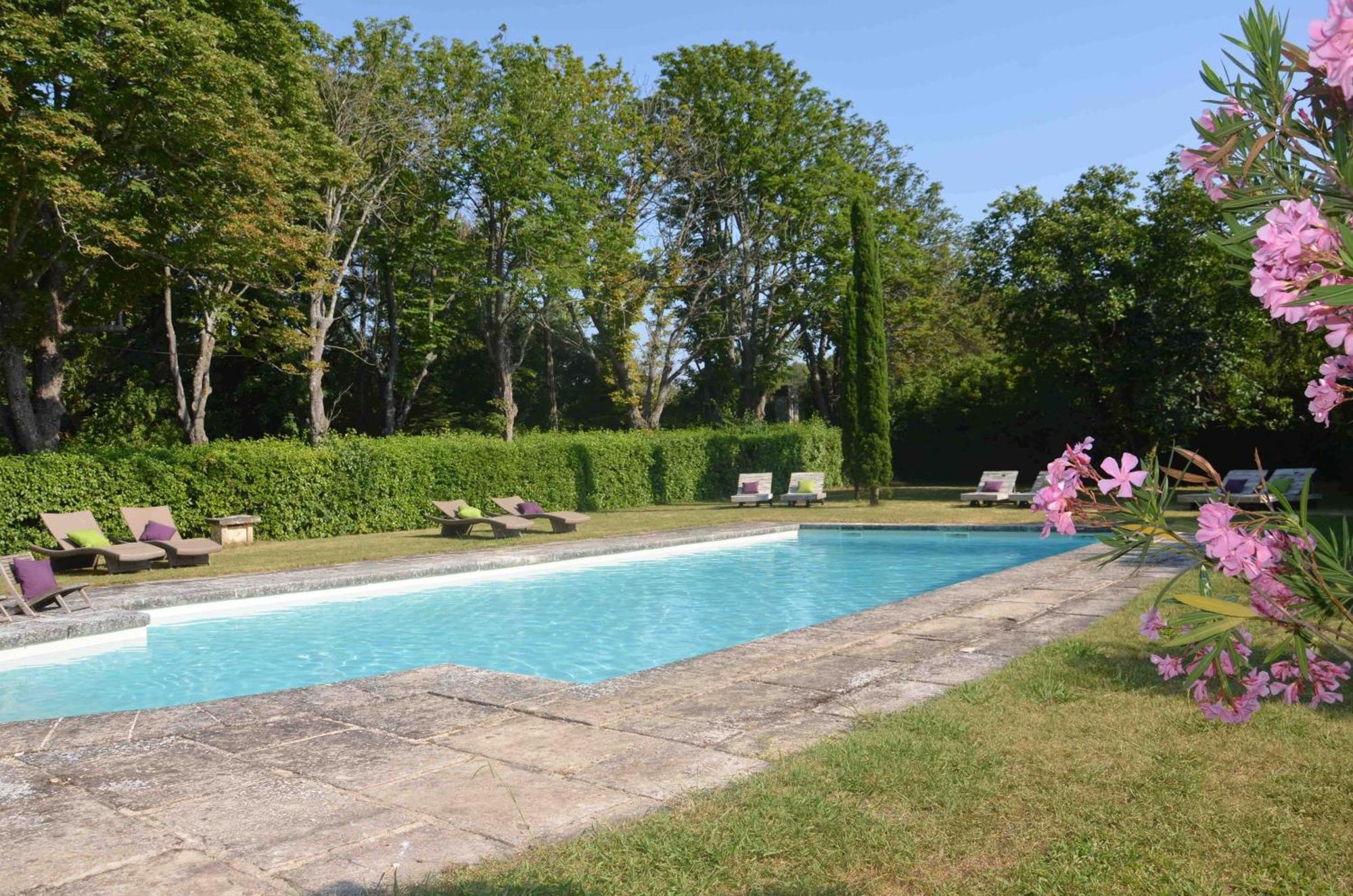 Domaine Shambala - Maison D'Hote En Provence - Piscine Chauffee Velaux Exterior photo